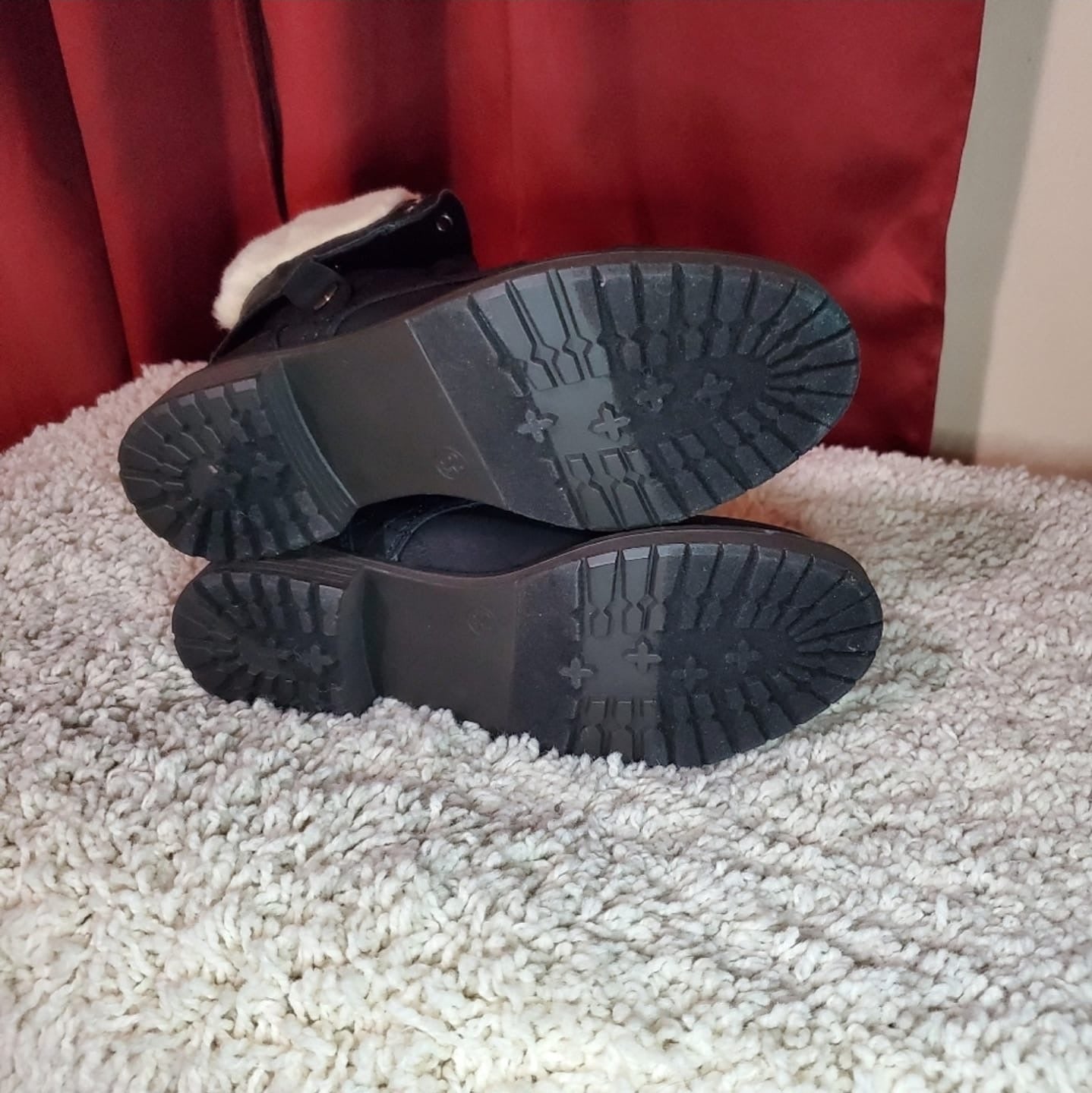 SM New York Women's Fireside Boots Black Size 6.5