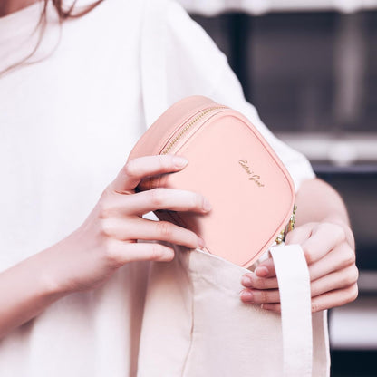 Small Makeup Bag Travel Train Case with Mirror and Light Mini Travel Make up for Women Train Case Cosmetic Organizer 3 Adjustable Brightness Toiletry Bag Portable Artist Storage